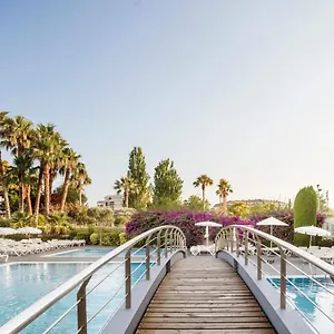 Aqua Onabrava & 4*sup Szálloda
